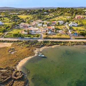 Luazinha - Lovingly Renovated Fisherman's Holiday home